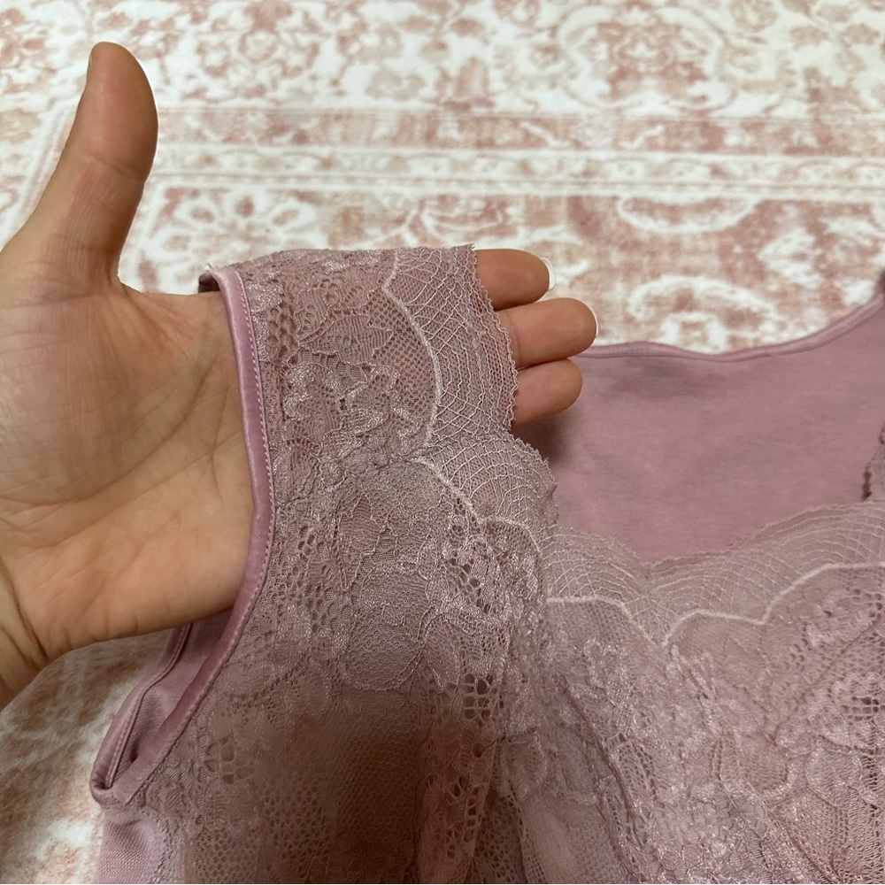 Lavender Lace Shapewear Compression Tank Top - Picture 6 of 11